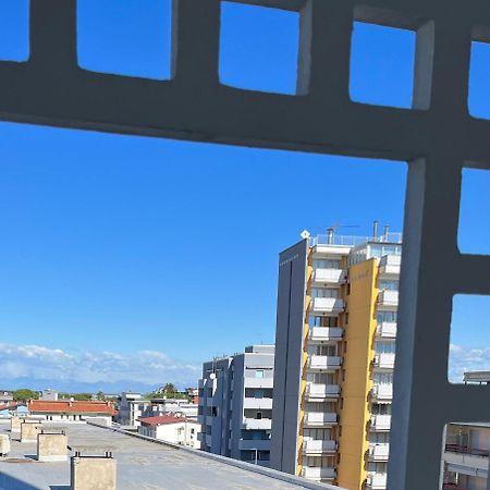Ferienwohnung Ca' Vittoria Lignano Sabbiadoro Exterior foto