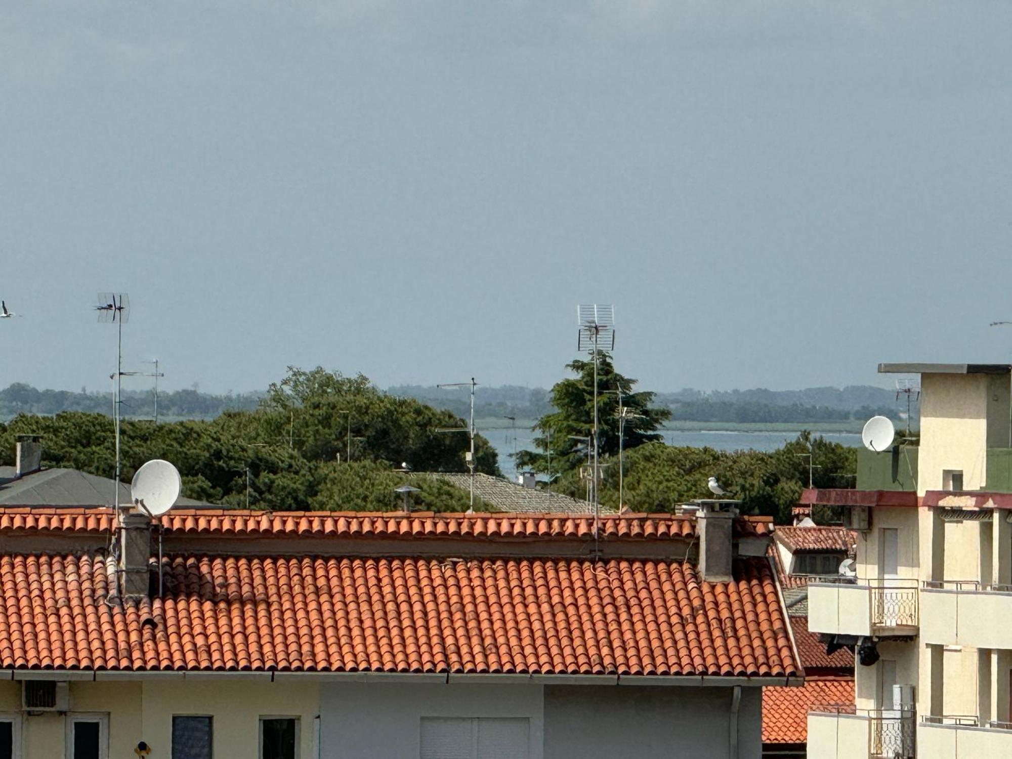 Ferienwohnung Ca' Vittoria Lignano Sabbiadoro Exterior foto