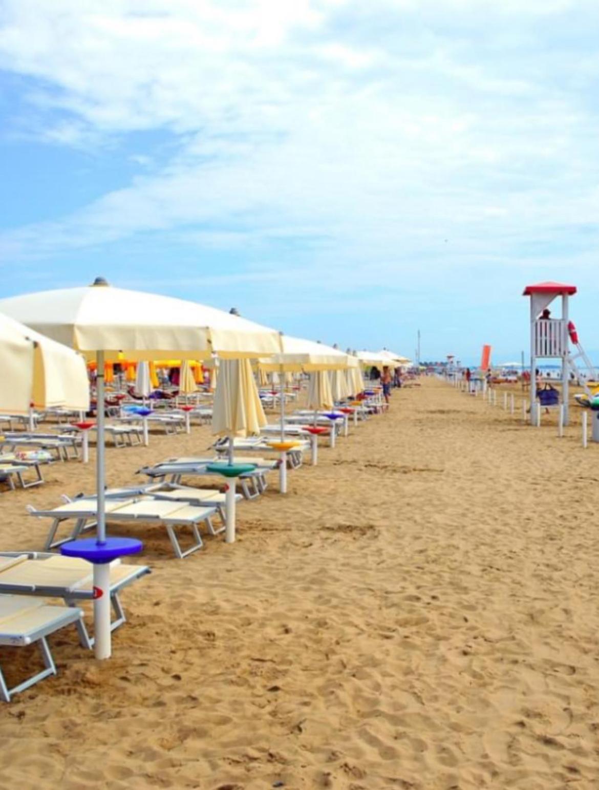 Ferienwohnung Ca' Vittoria Lignano Sabbiadoro Exterior foto
